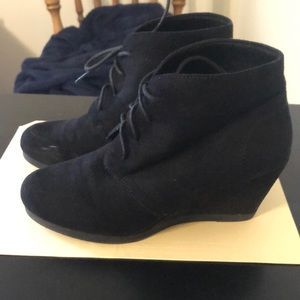 American Eagle boots